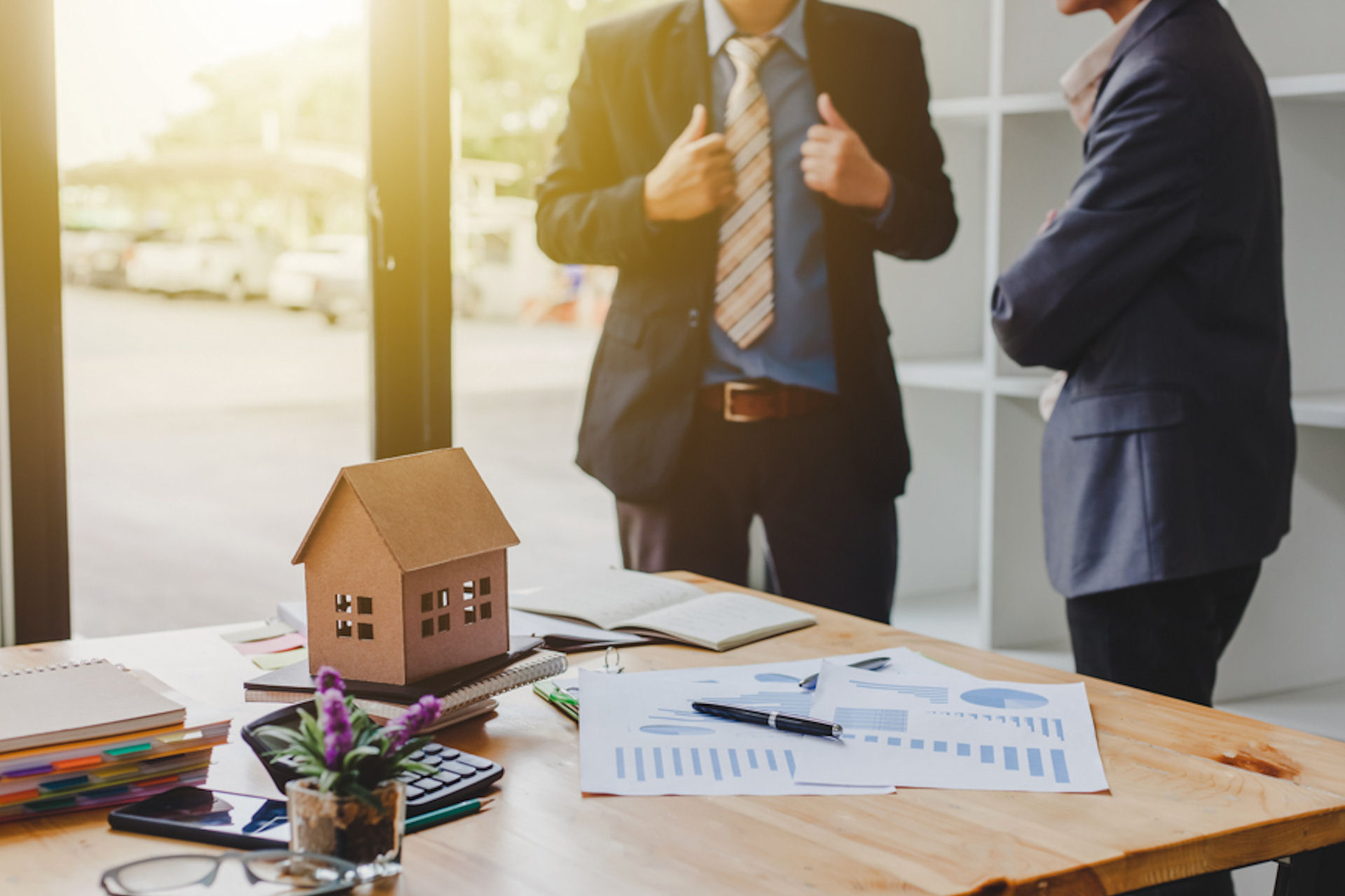 How Can Realtors and Escrow Providers Work Together?